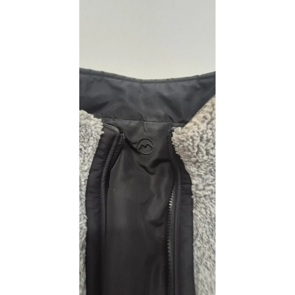 Magellan Outdoor‎ women's black/gray reversable vest LG fleece sides full zip